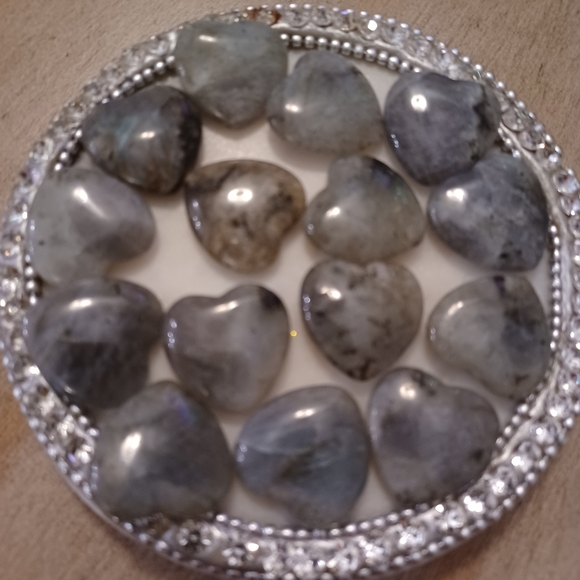 Labradorite Mini Heart - Picture 4 of 9